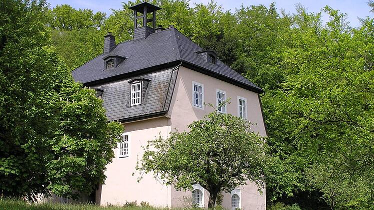 Schloss Nagel nach der Sanierung: Das Gebäude und der Park sind eine Augenweide.  Fotos: Sonja Adam