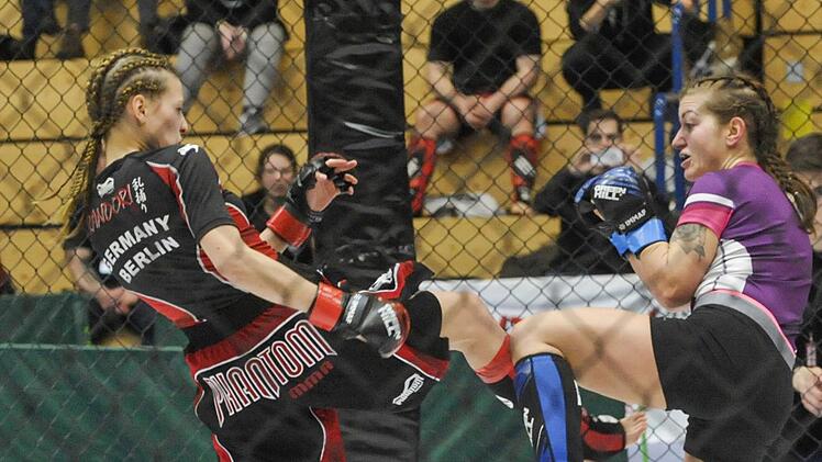 Längst sind auch frauen im MMA zu Hause.Hagen Lehmann