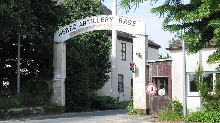 So sah der Torbogen am Eingang zur Herzo Base aus. Foto: Archiv