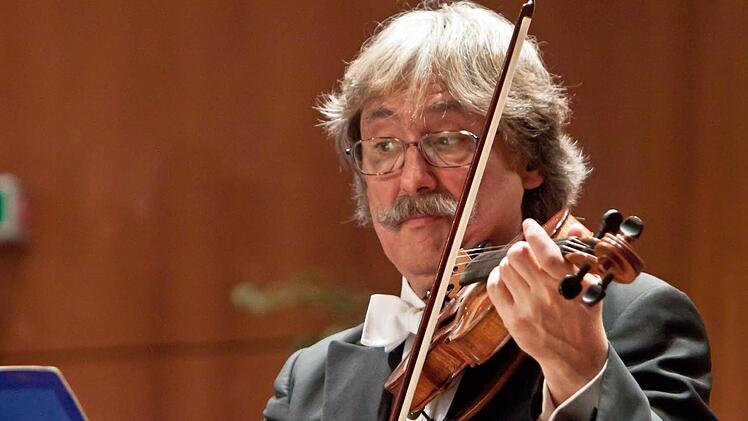 Souveräner Vorgeiger: Ralph KullingFoto: Jochen Berger