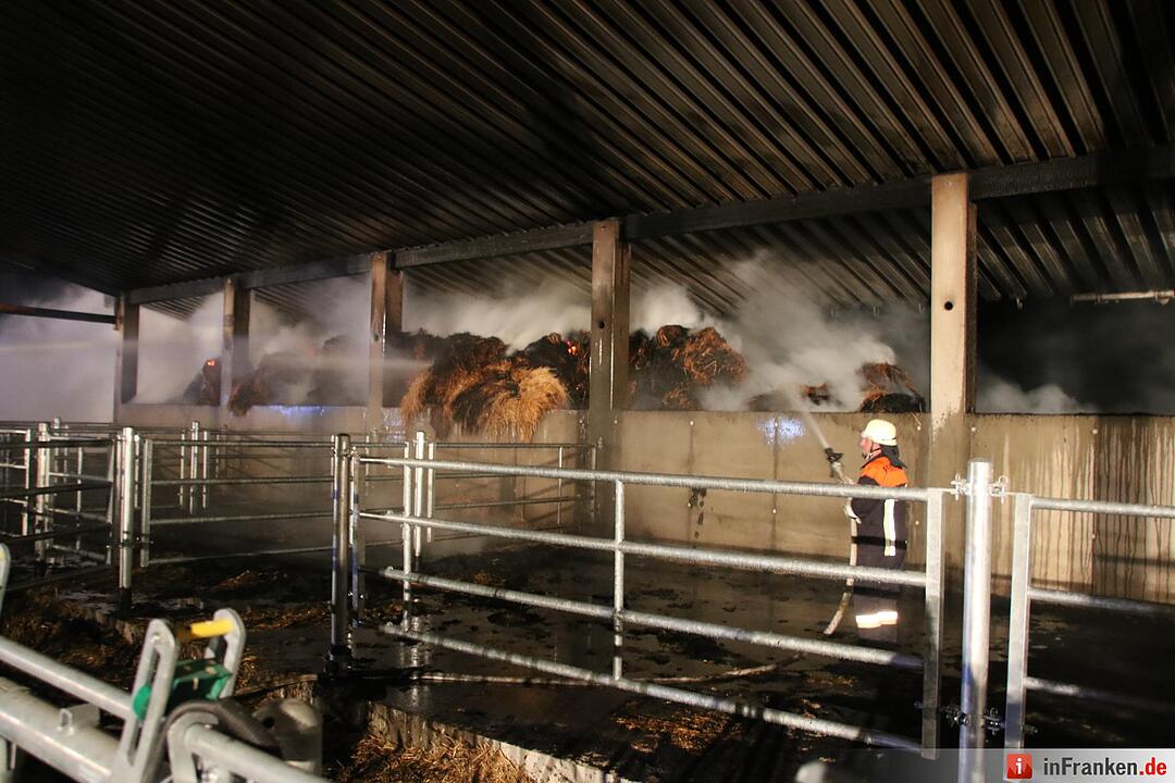 Hoher Schaden bei Stallbrand bei Nüdlingen
