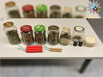 Marihuana und Feuerwerkskörper fand die Polizei in einer schwabacher Privatwohnung
