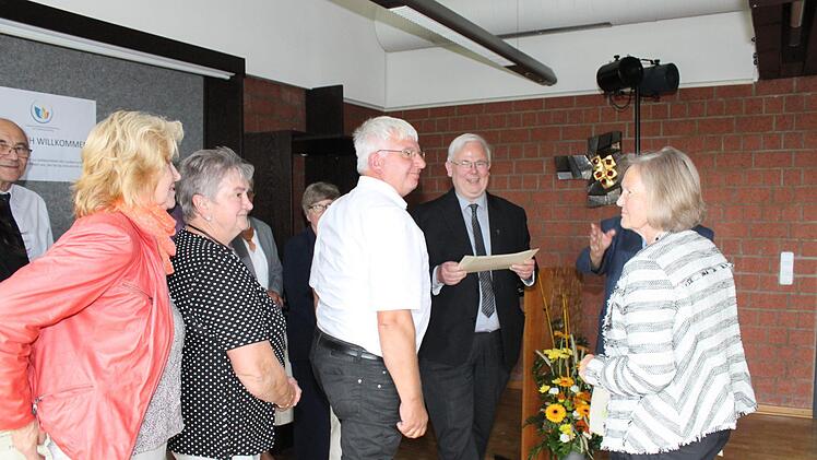 Vier der ehrenamtlichen Berater sind seit 25 Jahren dabei. Foto: Carmen Schwind