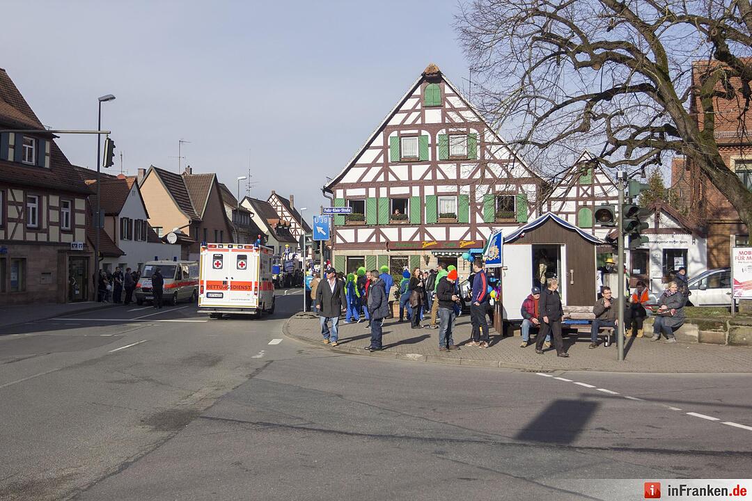 Unfall bei Faschingsumzug in Erlangen