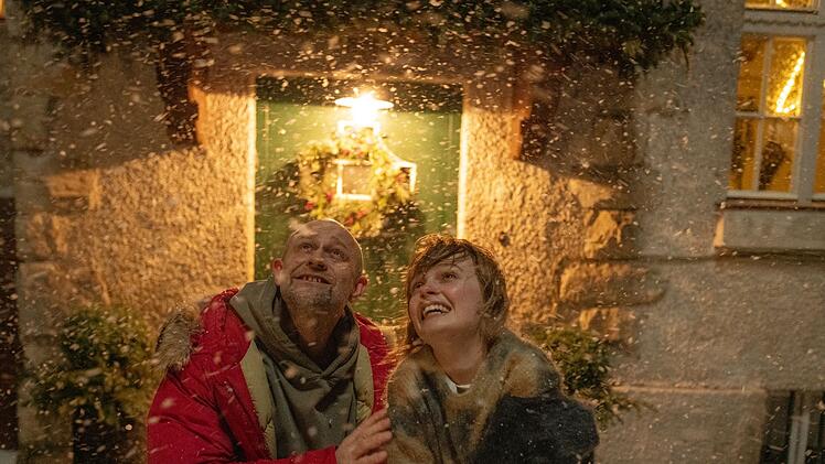Der frisch aus dem Gef&auml;ngnis entlassene Jochen Dahlmann (J&uuml;rgen Vogel) und seine Nichte Tabea (Maja Bons) hatten in der Todesnacht ziemlich viel Spa&szlig; - so sehr, dass Jochen sich nicht mehr erinnern kann, was geschehen ist.
