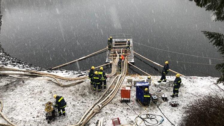 Arbeiten an der Ködeltalsperre.  THW OV Kronach