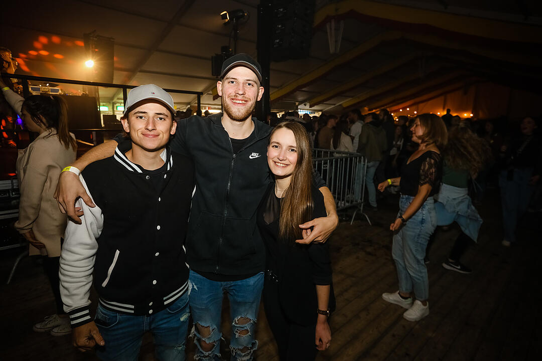 Weinfest Opening Party mit DJ Matze und Franky