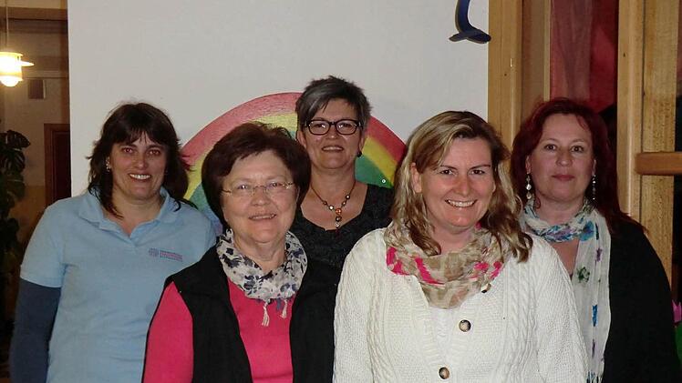 Die neue Vorstandschaft des Frauenbundes Großwenkheim (von links: Tanja Reinhard, Christa Then, Doris Gehring, Heike Waldvogel, Diana Rudolph). Es fehlt Klara Schlembach. Foto: Anton Then