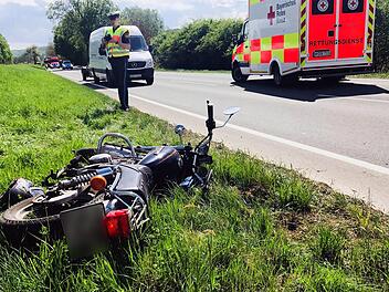 Kaum ein Tag vergeht ohne einen Motorradunfall in Bayern. Symbolfoto: Luca Frauenknecht/J&uuml;rgen Masching/dpa