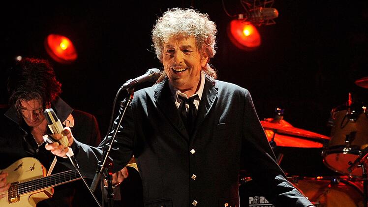 Nürnberg: Sänger-Legende Bob Dylan spielt Konzert - Tickets zur "handyfreien Show"