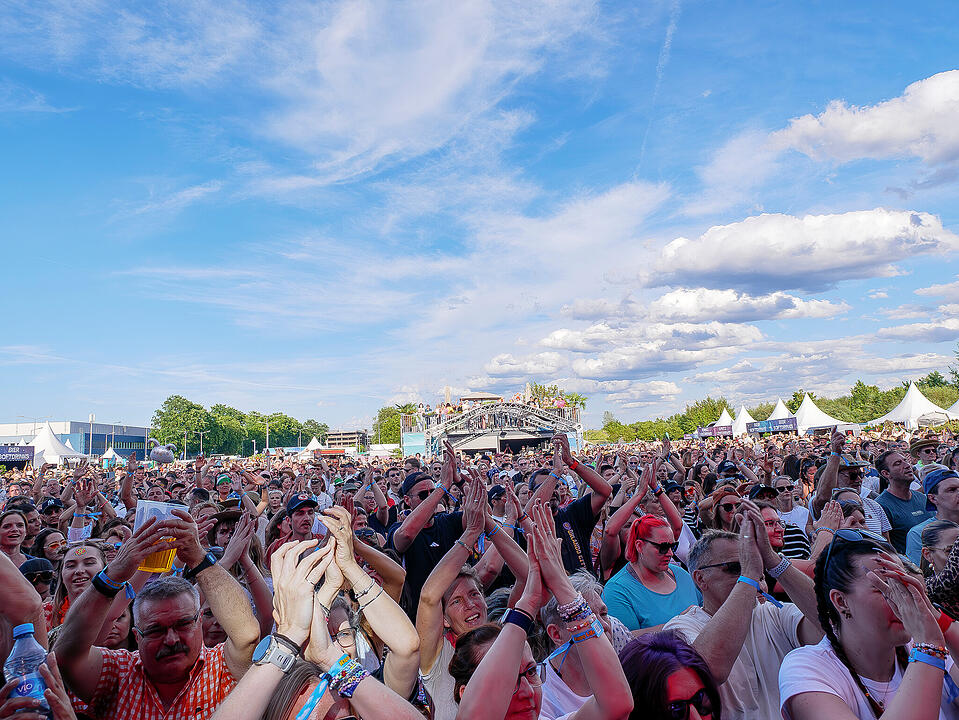Das Sommerfestival f&uuml;r alle, die feiern, tanzen und einfach gl&uuml;cklich sein wollen!
