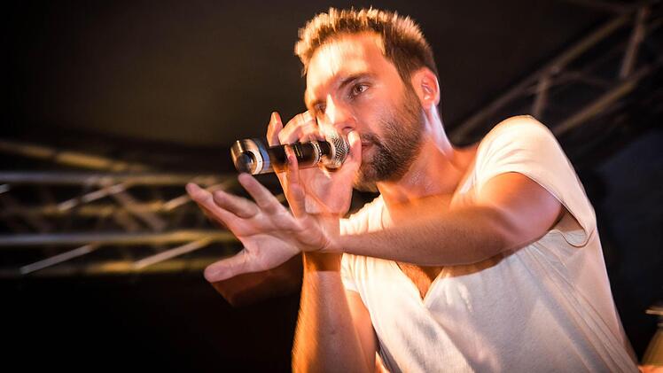 Freitagnacht: Impressionen vom Kulmbacher Altstadtfest. Foto: Alexander Muck