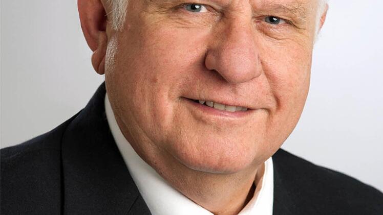 Johann Pfister, Bürgermeister und stv. Landrat: "Ich bin glücklich in der Region Bamberg, weil sie landschaftlich, kulturell und sportlich ein Leuchtturm ist (mit drei Naturparks, den Bamberger Symphonikern, den Brose Baskets u.v.m.). Sie ist eine einmalige Genussregion an der Schnittstelle zwischen Bier- und Weinfranken. Eine große Stärke unserer Heimat ist dabei, dass das Preis-Leistungs-Verhältnis für den Lebensunterhalt günstig ist, die Region wirtschaftlich prosperiert und Arbeitsplätze ...
