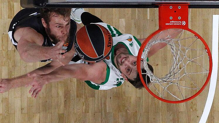 Brose Bamberg gewinnt in der Euroleague gegen Unics Kasan. Foto: Daniel L&ouml;b