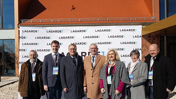 Bamberg: Aiwanger eröffnet Digitales Gründerzentrum LAGARDE1 - "Innovationstreibende von Morgen"