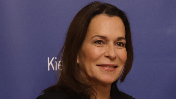 Sie ist bis heute einer der bekanntesten TV-Journalistinnen des Landes: Anne Will feiert am 18. M&auml;rz ihren 60. Geburtstag.