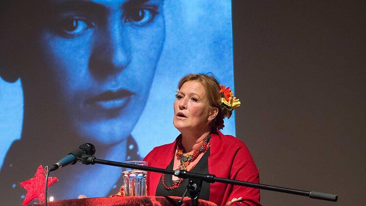 Schauspielerin Suzanne von Borsody las im Rahmen des zweiten Literaturfestivals in Haßfurt aus den Briefen, Gedichten und Tagebucheinträgen der berühmten mexikanischen Malerin Frida Kahlo.Ulrike Langer