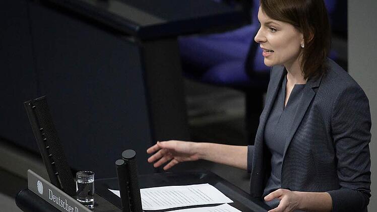 Die Bundestagsabgeordnete des Wahlkreises Kulmbach, Emmi Zeulner (CSU), bei einer Rede im Bundestag. Foto: Archiv/Tobias Koch