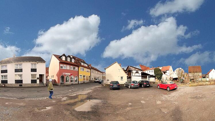 Der Dorfplatz und die Ludwigstraße in Poppenlauer werden ausgebaut. Noch in diesem Sommer soll das Projekt fertig werden. Foto: Dieter Britz