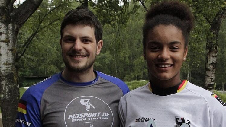 Jennifer Rosenmüller ist schon so groß wie ihr Trainer