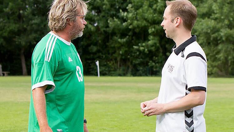 Die beiden Trainer Martin Mnich und Jan Gorr zeigten sich abschließend vollkommen zufrieden mit dieser Benefizaktion.