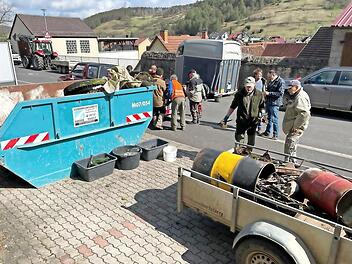 Die Jagd- und Naturfreunde Sulzthal organisierten eine Ramadama-Aktion.