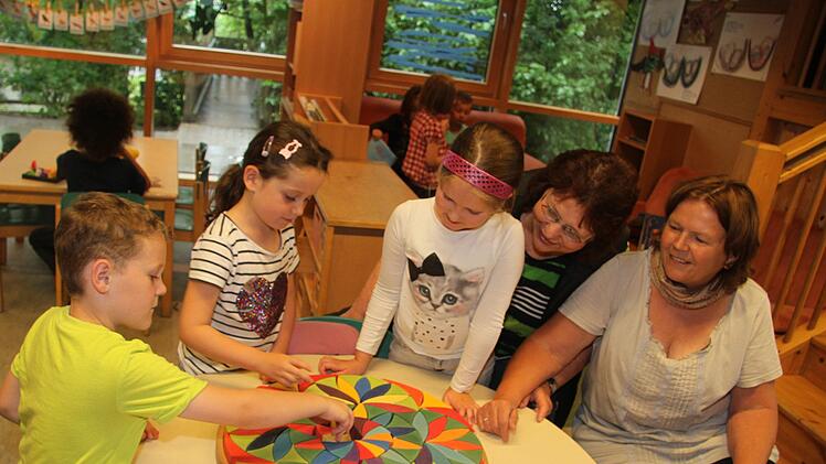 Um die Erhöhung der Gebühren in der Kindertagesstätte Haselbusch in Neudrossenfeld hat es heftige Querelen gegeben: Für die Krippenkinder werden die Gebühren um 30 Euro für alle Betreuungsstufen erhöht, für die Kinder in der Regelbetreuung liegt die Erhöhung bei 36 bis 56 Euro - je nach Betreuungsstunden. Foto: Sonny Adam