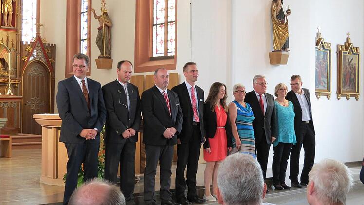 Der Festausschuss (von links): Heribert Schießer, Klaus Kaufmann, Silvio Heinig, Elmar Keß, Sabrina Kaiser, Irene Nüßlein, Reinhold Zirwick, Gisela Leber und Bernhard Herterich. Foto: Doris Bauer