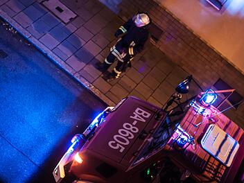 Mitten in der Nacht wurden Bewohner eines Mehrfamilienhauses in der Würzburger Altstadt aus dem Schlaf gerissen. In ihrem Keller war ein Feuer ausgebrochen. Symbolfoto: Christopher Schulz