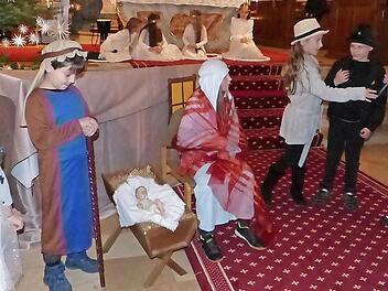 Die Hirten sangen dem Jesuskind ein Lied, denn Musik ist immer das beste Geschenk.  Foto: Klaus-Peter Wulf