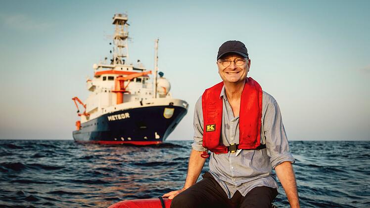 ARD-Meteorologe Sven Pl&ouml;ger begleitet in seiner neuen Doku die Crew des Forschungsschiffes "Meteor".