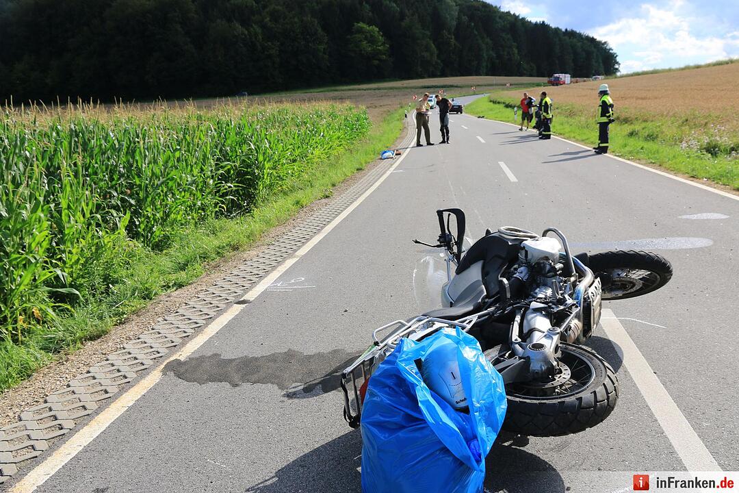 Unfall bei Oberfellendorf - zwei Schwerverletzte