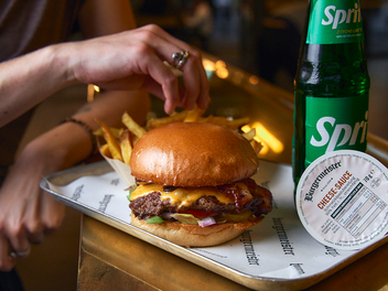 Beliebte Kette "Burgermeister" kommt nach Nürnberg - bald ist es so weit