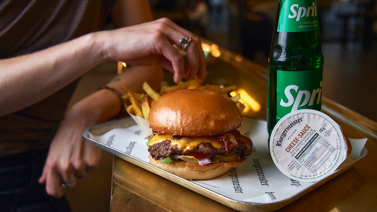 Beliebte Kette "Burgermeister" kommt nach Nürnberg - bald ist es so weit