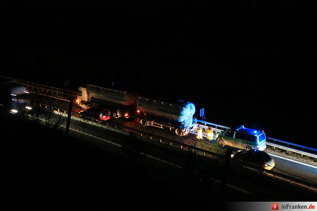 Pannen-Lkw in der A70-Baustelle Würgauer Berg