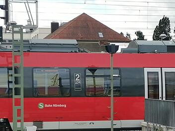 S-Bahn N&uuml;rnberg, Bahn, Zug