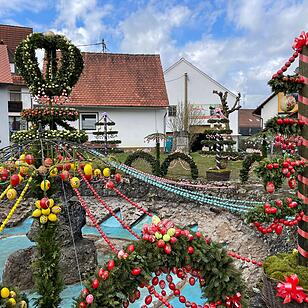 Osterbrunnen in der fränkischen Schweiz wieder geschmückt