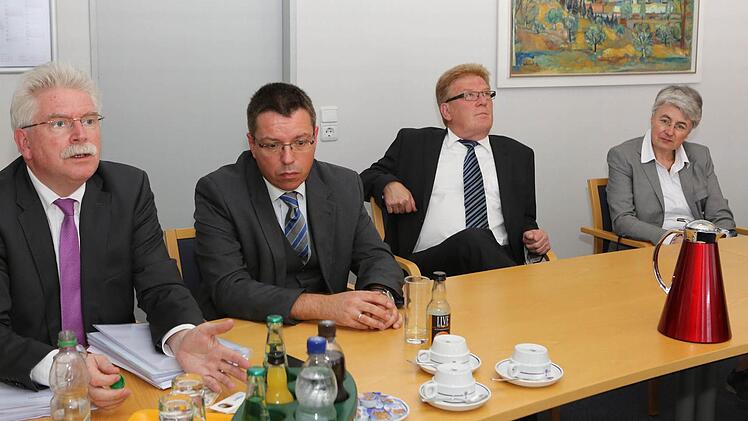 Von links: Martin Zeil, Kreisvorsitzender Thomas Nagel, sein Stellvertreter Roland Klötzer, Zeils Ehefrau Barbara Daumiller-Zeil.