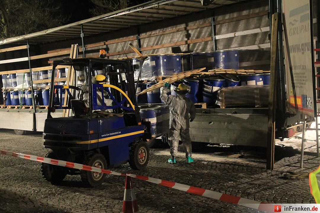 Unfall mit Gefahrgut-Laster auf der A3 bei Höchstadt