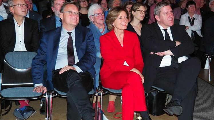 Malu Dreyer mit OB Andreas Starke und Andreas Schwarz