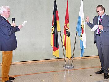 Graf Hannfried von Bentzel bei der Vereidigung seines Sohnes Benedikt Graf von Bentzel als Erster Bürgermeister Foto: Karl-Heinz Wierth