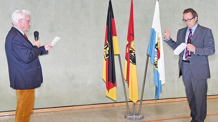 Graf Hannfried von Bentzel bei der Vereidigung seines Sohnes Benedikt Graf von Bentzel als Erster Bürgermeister Foto: Karl-Heinz Wierth