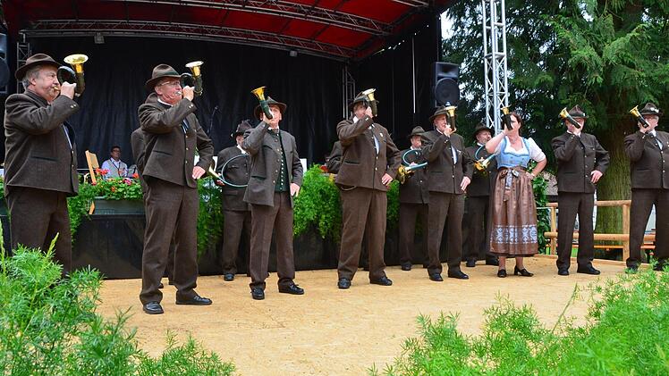 Zum Salinenfest gehörte auch in diesem Jahr die traditionelle Hubertusmesse, die am Sonntagmorgen stattfand.  Fotos: Peter Rauch