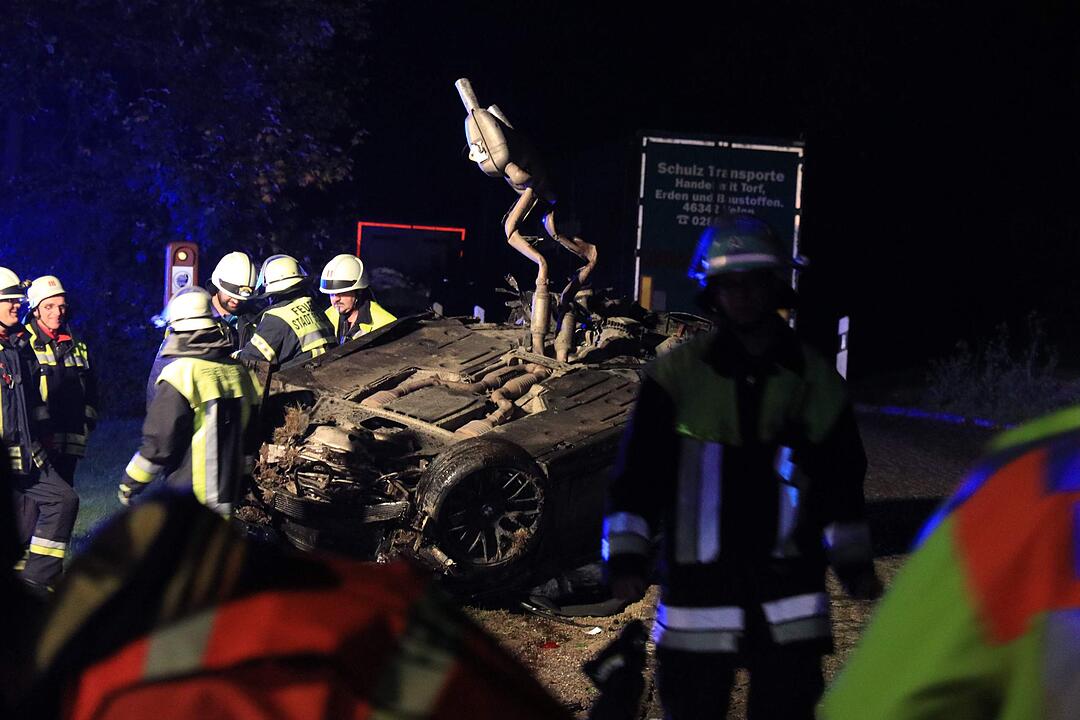 Bamberg: BMW überschlägt sich auf A3