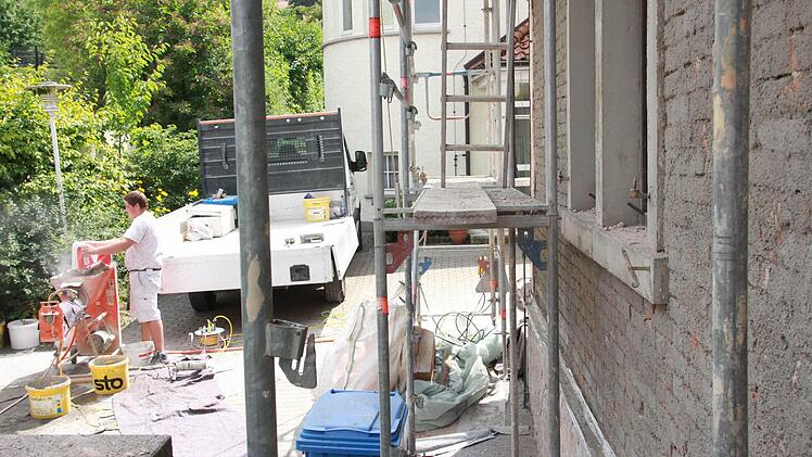 Baustelle am Nüdlinger Pfarrhaus Foto: Carmen Schmitt