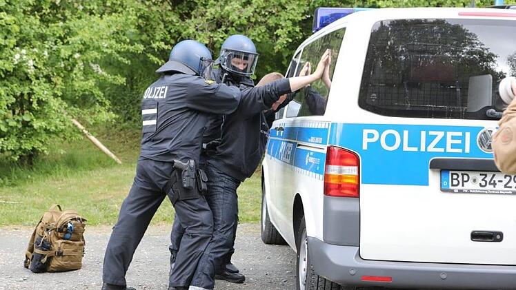 Los ging die Übung an der Schrepfersmühle und beim Waldstadion in Weismain. Foto: Barbara Herbst