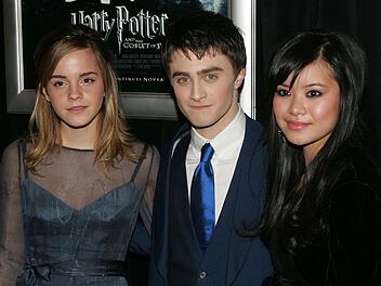 An der Seite von Emma Watson (links) und Daniel Radcliffe wurde Katie Leung dank der "Harry Potter"-Filmreihe weltber&uuml;hmt.