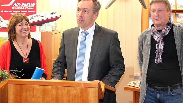 Beate Ehbauer-Dörres, Landrat Alexander Tritthart und Peter Kittel (von links) Foto: Johanna Blum