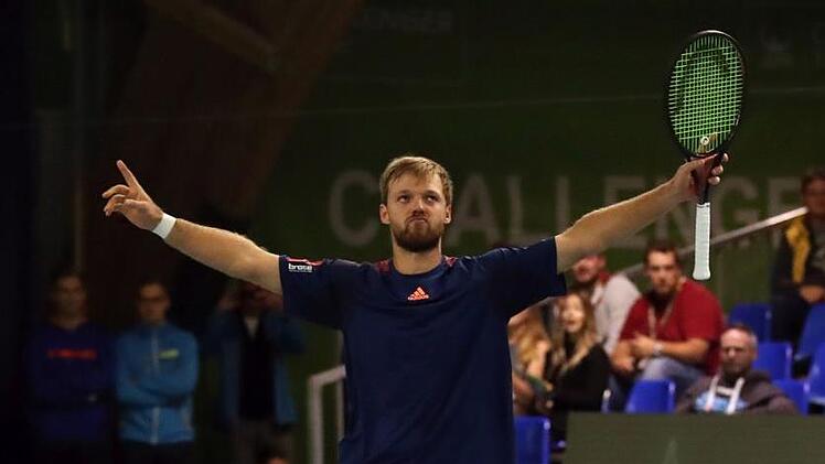 So feierte Kevin Krawietz seinen Titelgewinn im mittelfränkischen Eckental vor zwei Wochen. Grund zum Jubeln hatte der 26-Jährige auch gestern im australischen Melbourne.  Foto: Sportfoto Zink