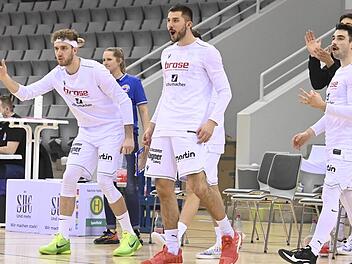 Wollen am Samstag mit einem Auftaktsieg in die Play-offs starten: Daniel Urbano, Adrian Bergmann (aktuell verletzt) und Lucas Wobst.